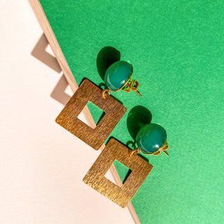 Sublimez votre style quotidien avec des boucles d'oreilles graphiques