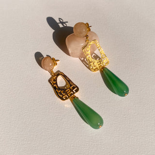 Boucles d'oreilles pendantes Gustave style arte deco en pierre naturelle, détails posés