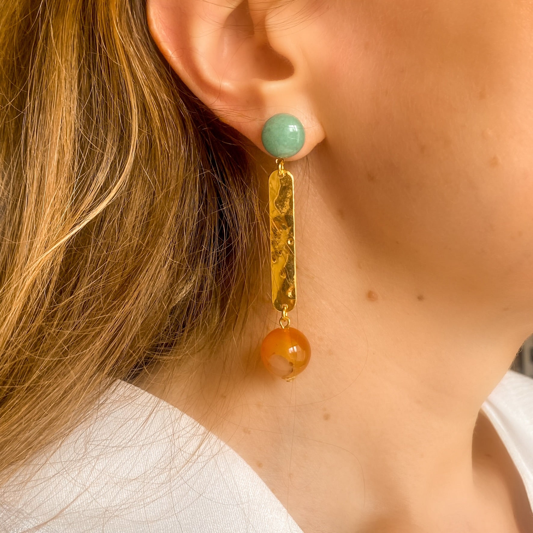 Boucles d’oreilles asymétriques Isabelle aventurine et agate rouge