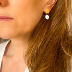 Charger l&#39;image dans la galerie, Boucles d&#39;oreilles perles blanches Neva
