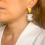 Charger l&#39;image dans la galerie, Boucles d&#39;oreilles perles blanches Lily
