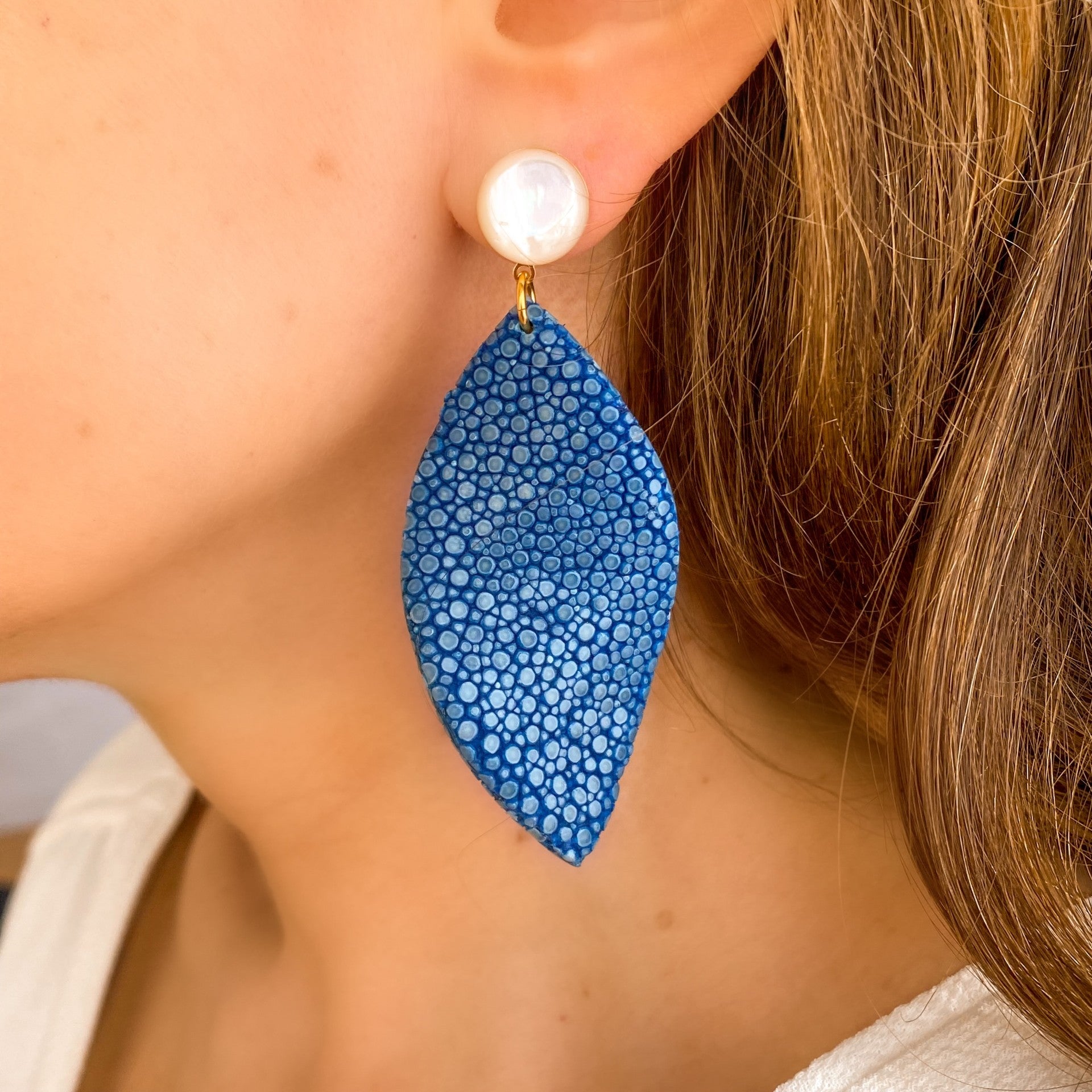 Boucles d'oreilles galuchat Gloria bleu