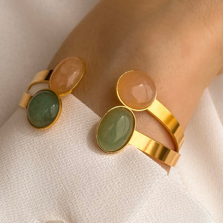 Joncs dorés Théo en aventurine et quartz rose portés