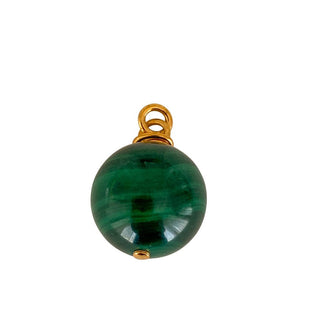 Charm malachite pour créoles Youm à personnaliser, pierre naturelle montée sur laiton doré à l’or fin 24 carats.