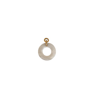 Charm nacre blanche pour créoles Youm à personnaliser, nacre naturelle montée sur laiton doré à l’or fin 24 carats.