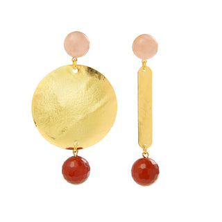 Boucles d'oreilles dépareillées Isabelle en cornaline et quartz rose, dorure 24K,  pour oreilles percées ou clips, YOUM
