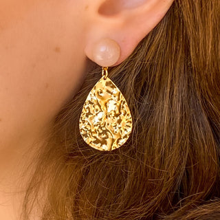 Boucles d'oreilles Marin quartz rose portées