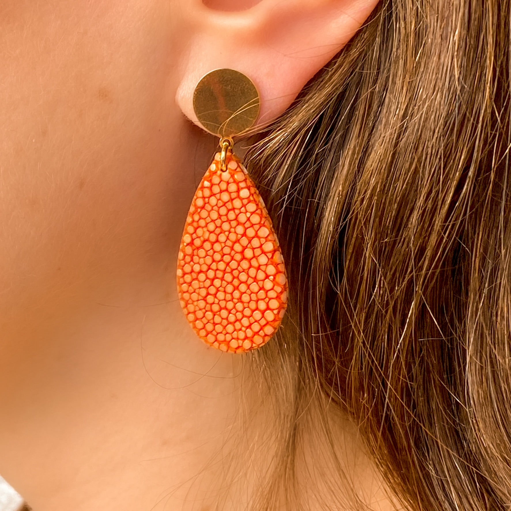Boucles d'oreilles galuchat orange Gema