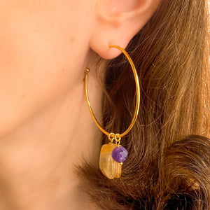 Boucle d'oreille créole Monica améthyste et quartz jaune - à l'unité
